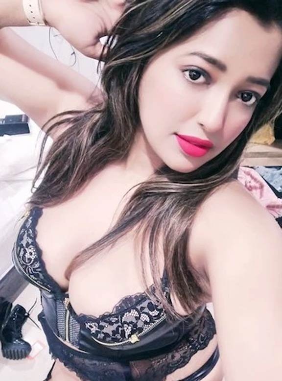 Ajmer aged housewife Call Girl